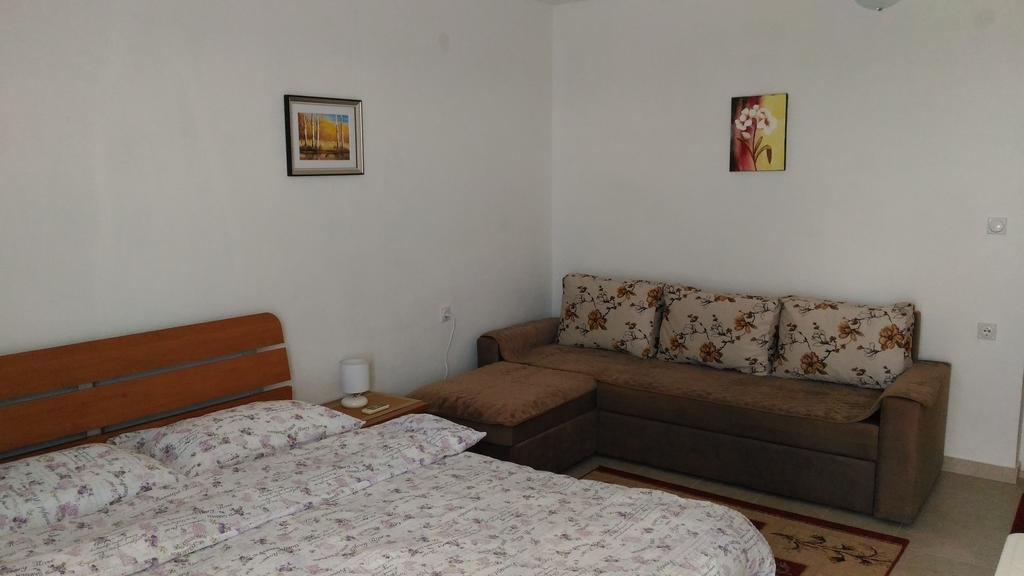 Apartment Boksi Ούλτσιν Εξωτερικό φωτογραφία
