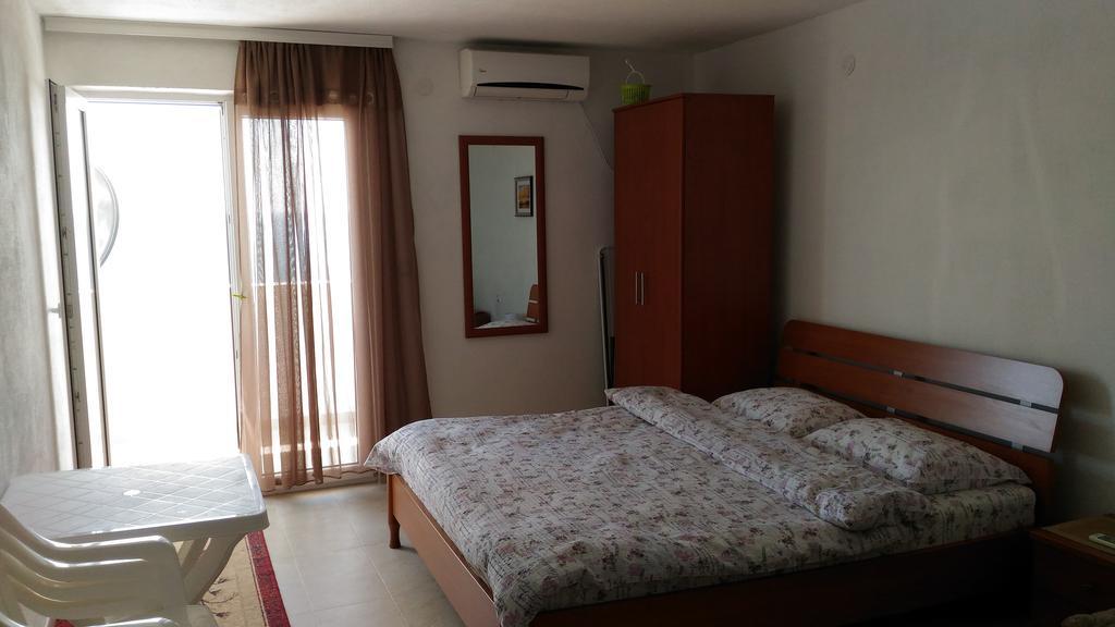 Apartment Boksi Ούλτσιν Εξωτερικό φωτογραφία